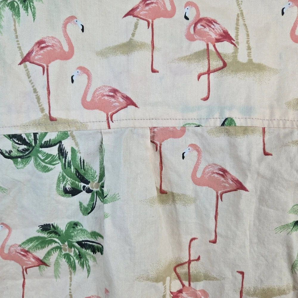 Old Navy Boys Pink Flamingo Palm Tree Short Sleeve Poplin Button Shirt‎ Large